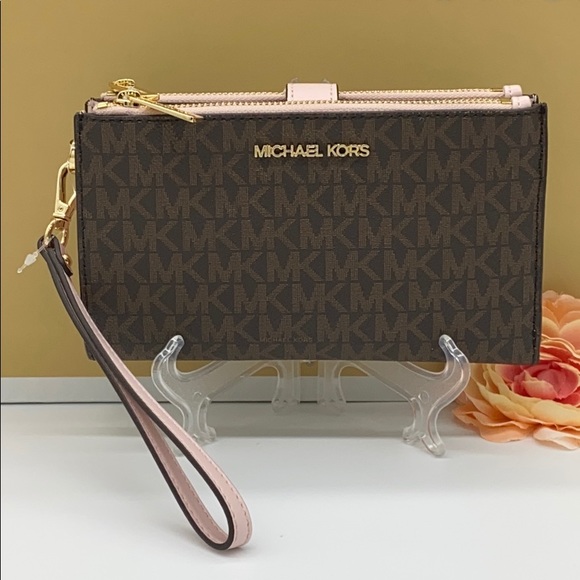 MICHAEL KORS LARGE DOUBLE ZIP WRISTLET POWDER - Picture 4 of 16